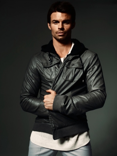 Daniel Gillies