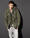 Bershka River Viiperi