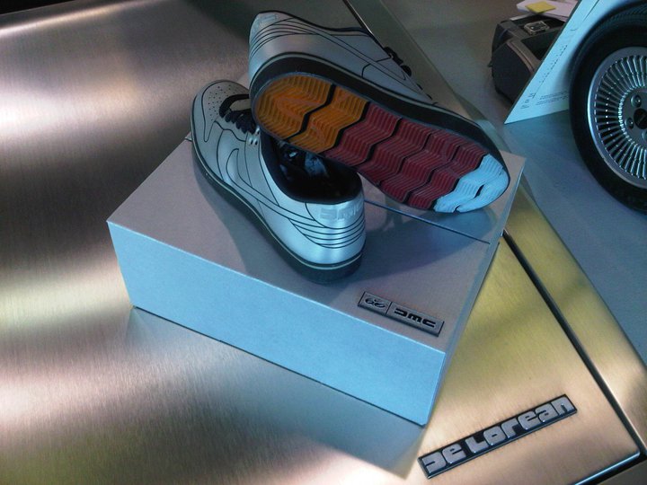 Nike 6.0 DeLorean Dunk