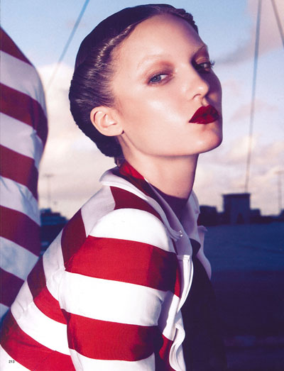 Theres Alexandersson by Camilla Akrans