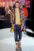 Dsquared2