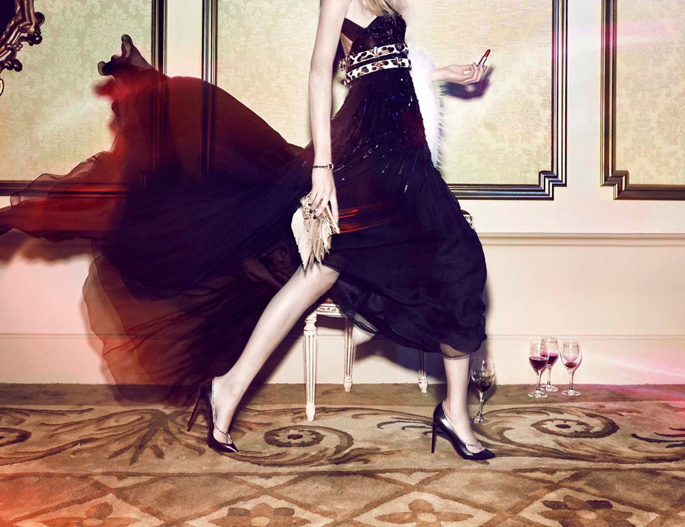 Ingrid-Moe-Hunter-Gatti-Vogue-Spain-DesignSceneNet-04.jpg