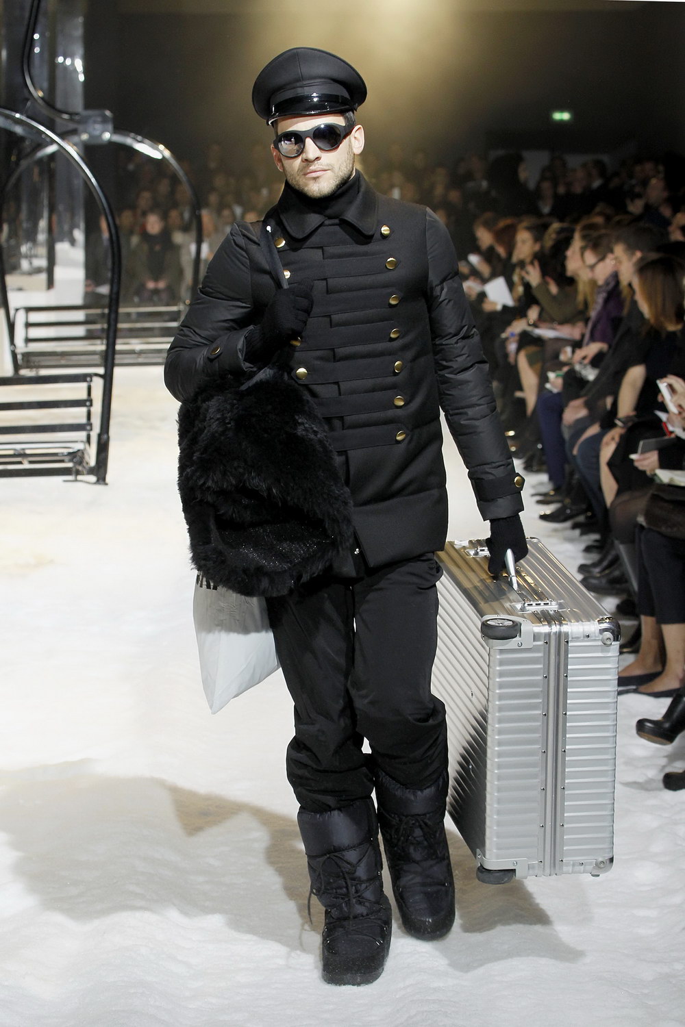 Moncler old collections shop