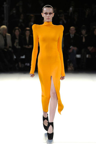 Mugler