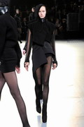 Mugler