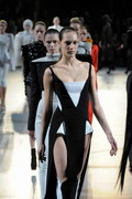 Mugler