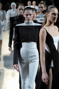 Mugler