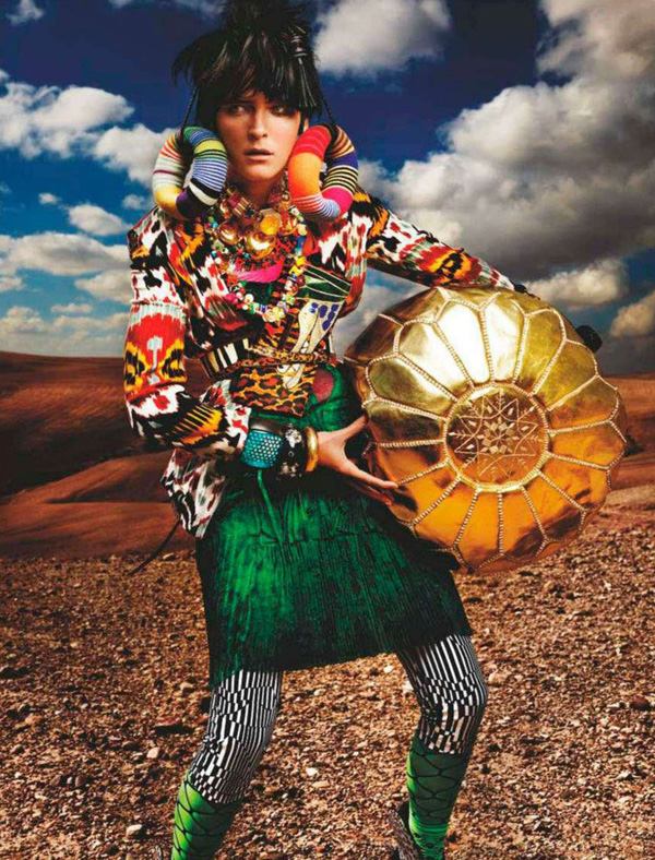 Carmen Kass is a “High Plains Drifter” in Vogue Uk by Mario Testino