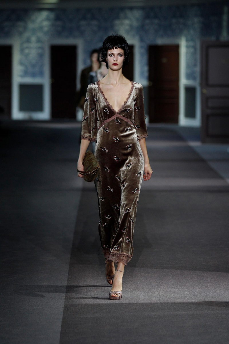 Louis Vuitton Fall Winter 2013.14 Womenswear Collection