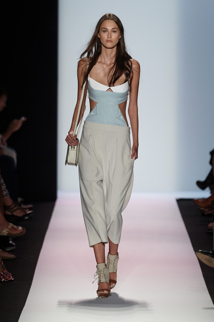 BCBGMAXAZRIA