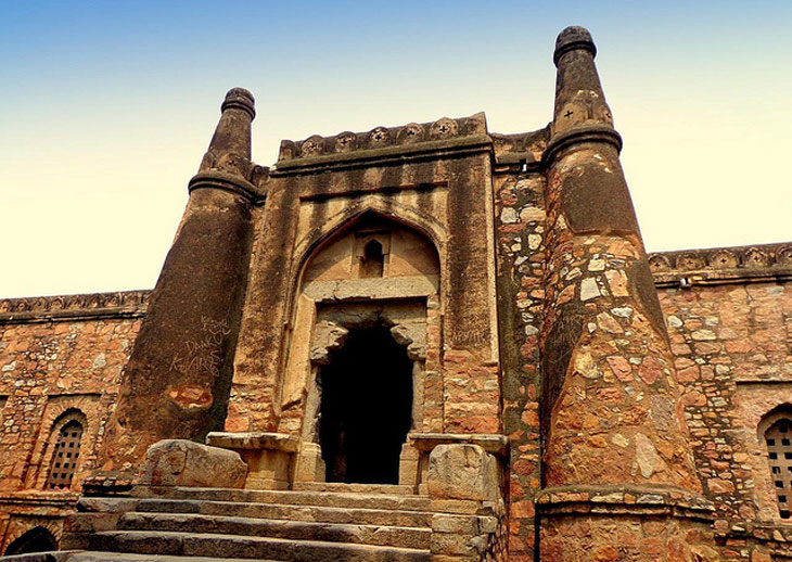 Khirki Mosque