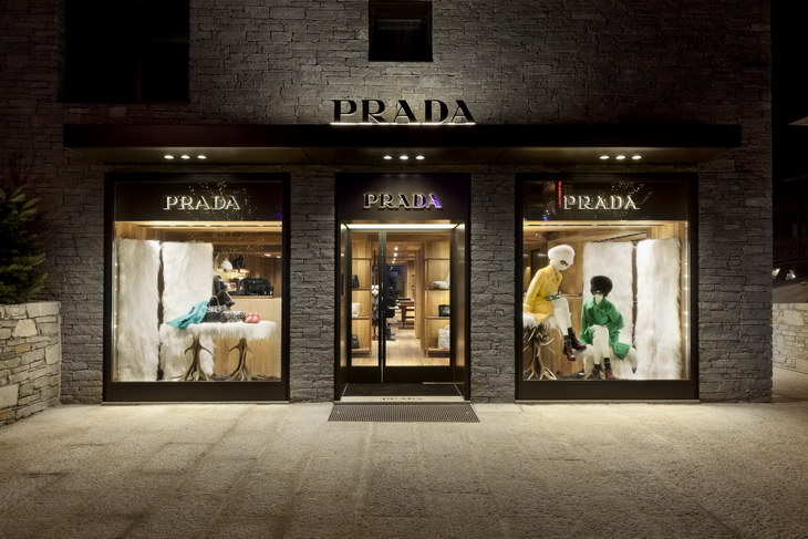 PRADA Takes The Winter Mood To A New Level With Store in Courchevel