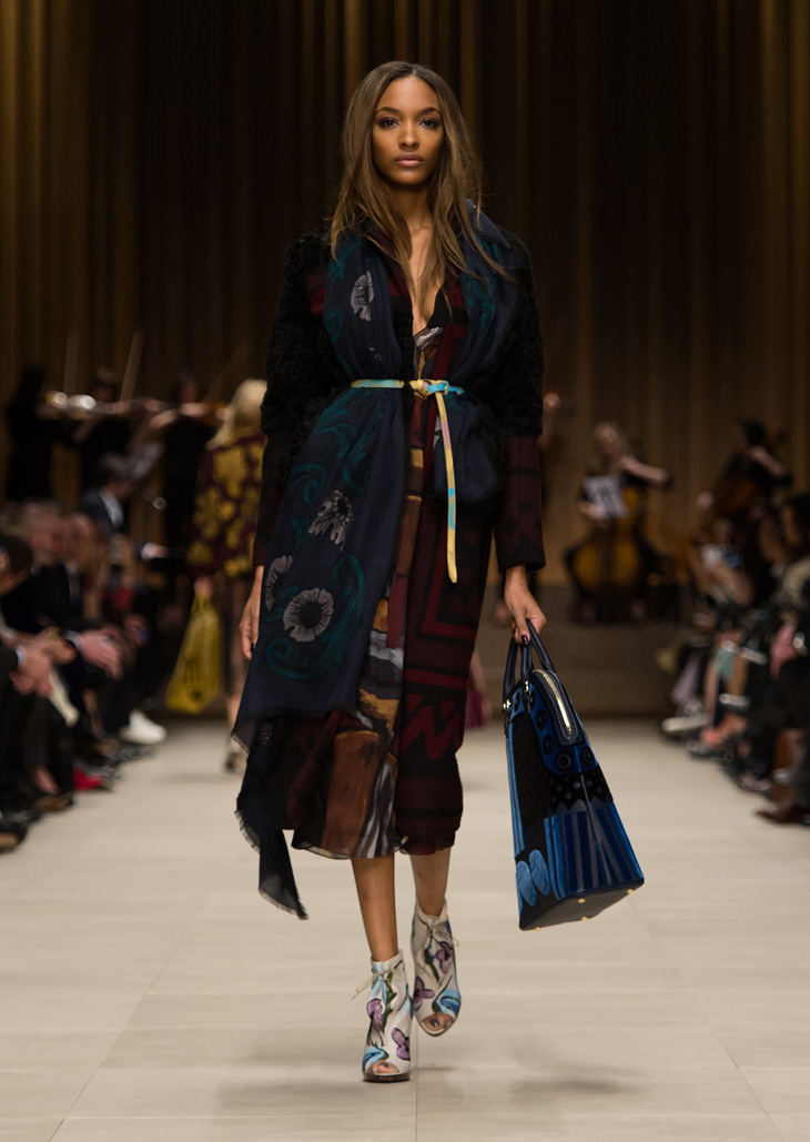 Burberry Prorsum AW14 Womenswear Runway Show