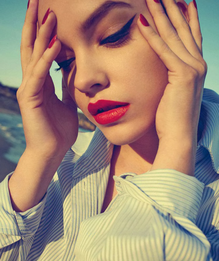 Barbara-Palvin-Bazaar-Spain-Xevi-Muntane-07