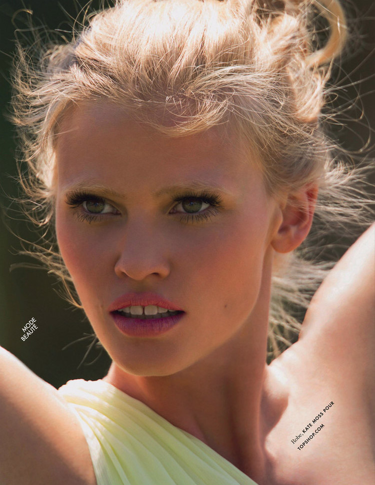 LaraStone