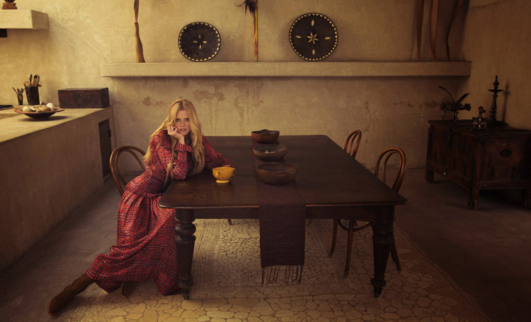 LaraStone