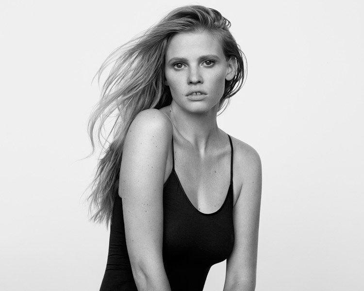 LaraStone