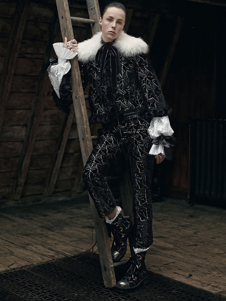 edie campbell stella tennant in alexander mcqueen for t magazine