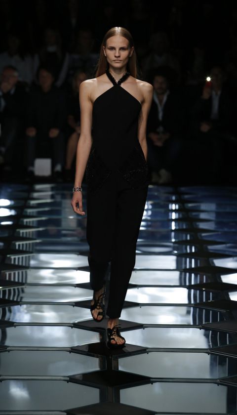 Balenciaga Spring Summer 2015 Womenswear Collection 01 (3)