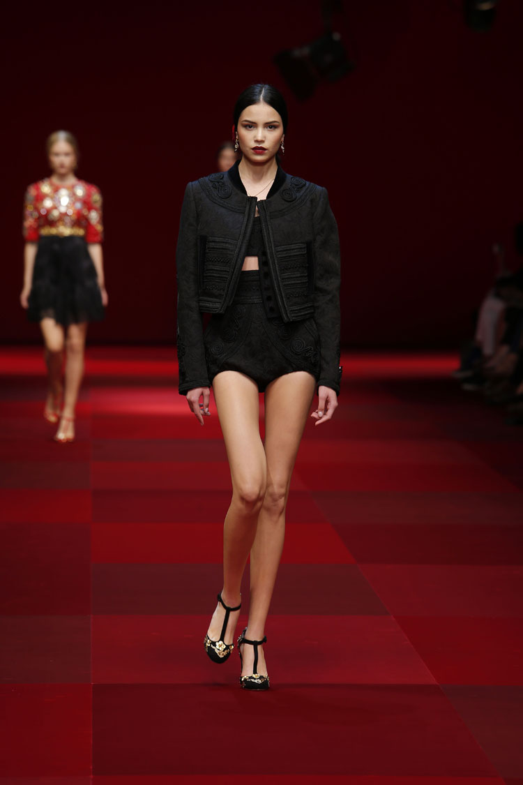 DOLCE&GABBANA-WOMEN-FASHION-SHOW-SS-2015-(1)