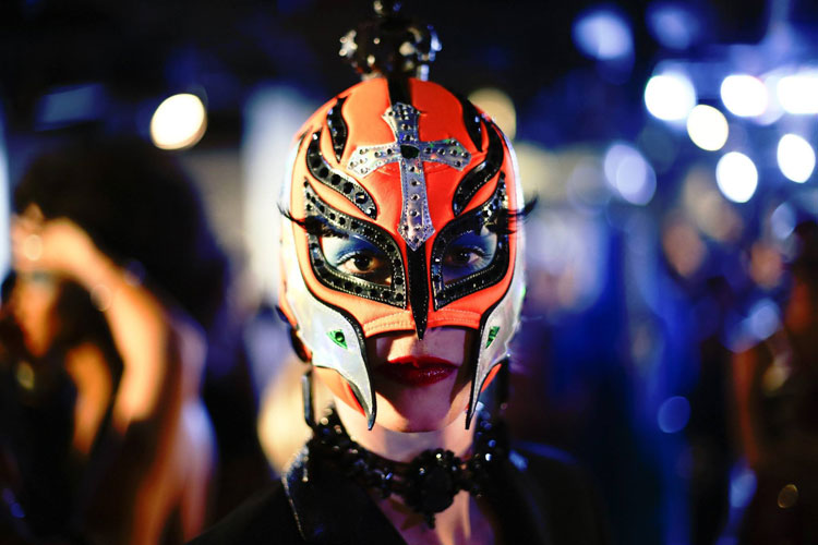 Jean-Paul-Gaultier-Behind-The-Scenes-SS15-(7)