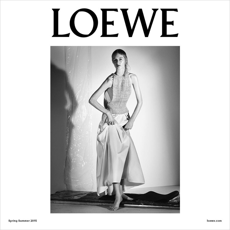 1ST LOOK: Julia Nobis for Loewe Spring 