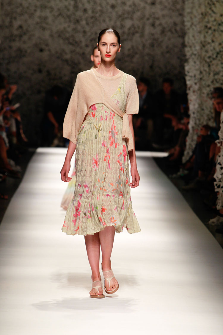 LOOK-4
