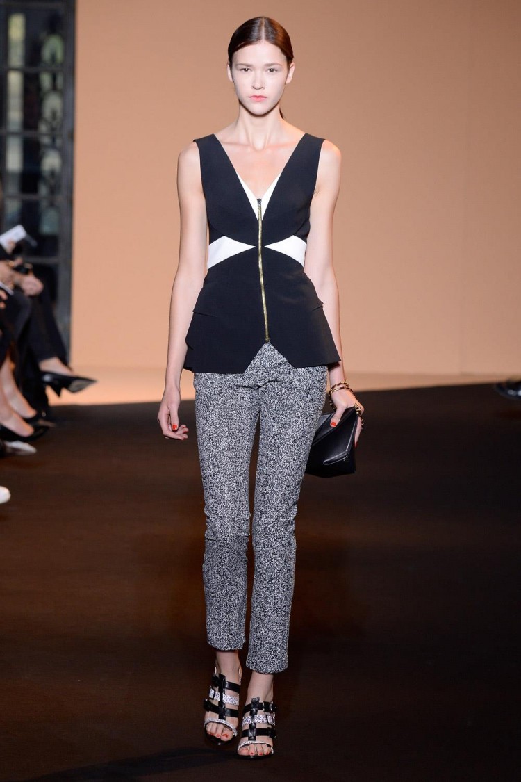 Roland Mouret SS15 01 (10)