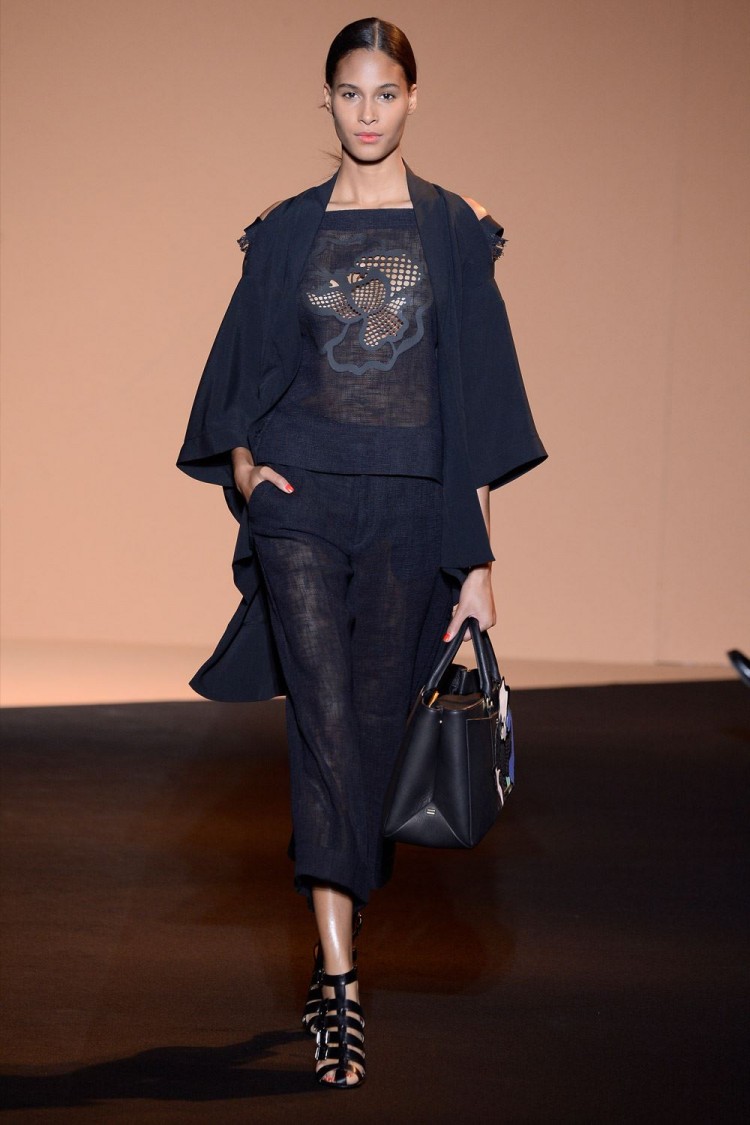 Roland Mouret SS15 01 (12)