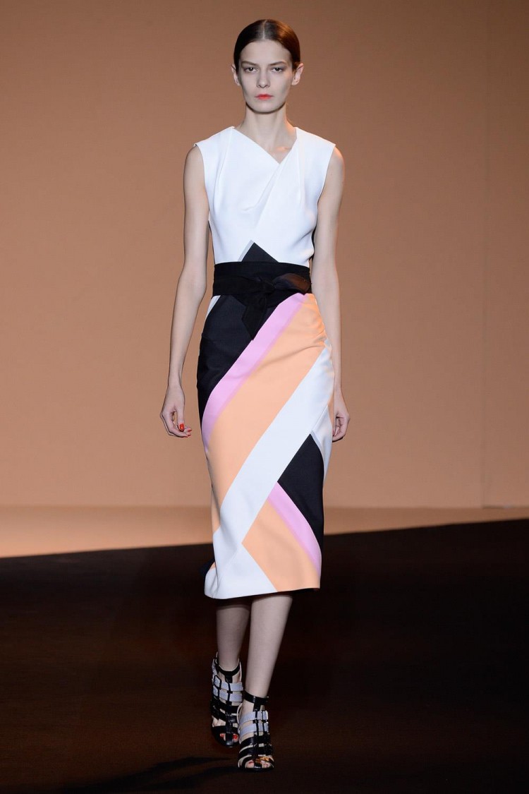 Roland Mouret SS15 01 (22)
