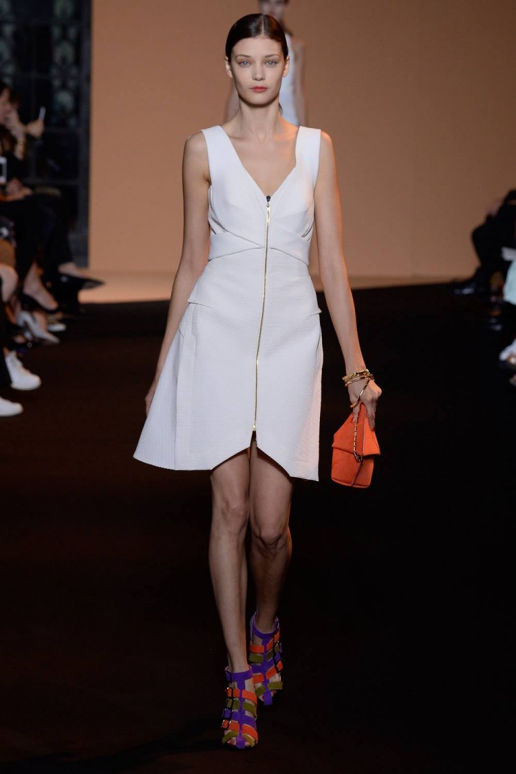 Roland Mouret SS15 01 (27)