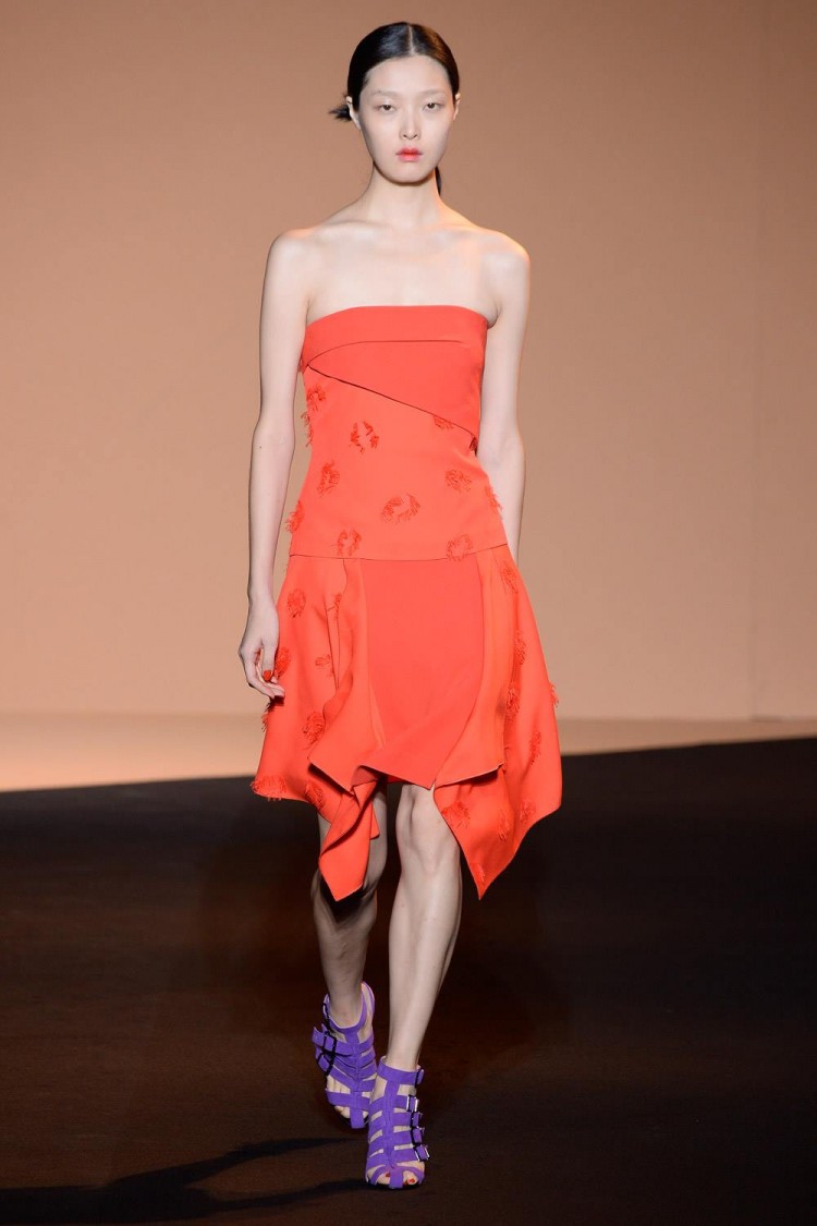 Roland Mouret SS15 01 (5)