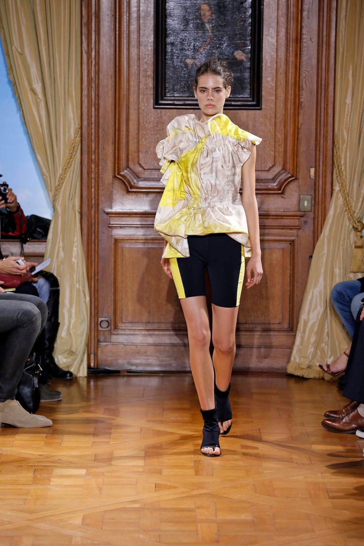 Viktor & Rolf SS15 01 (15)