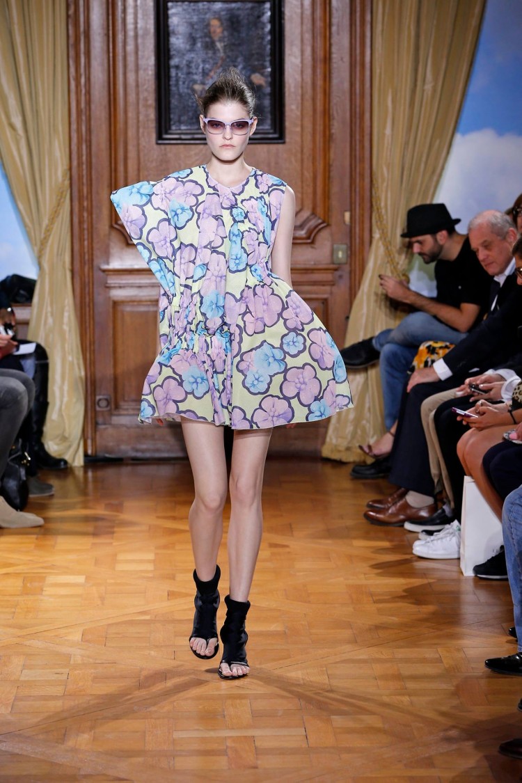 Viktor & Rolf SS15 01 (5)