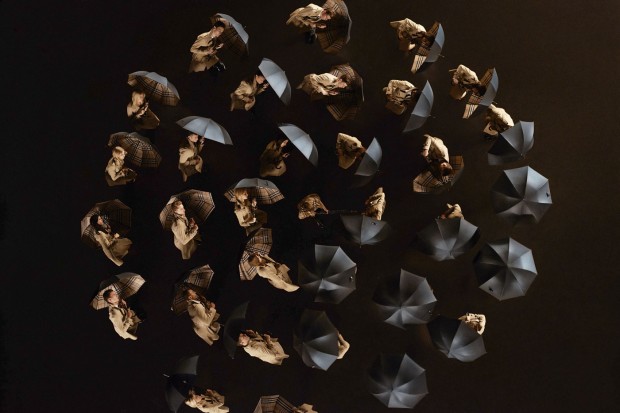 BURBERRY-FESTIVE-2014-(16)