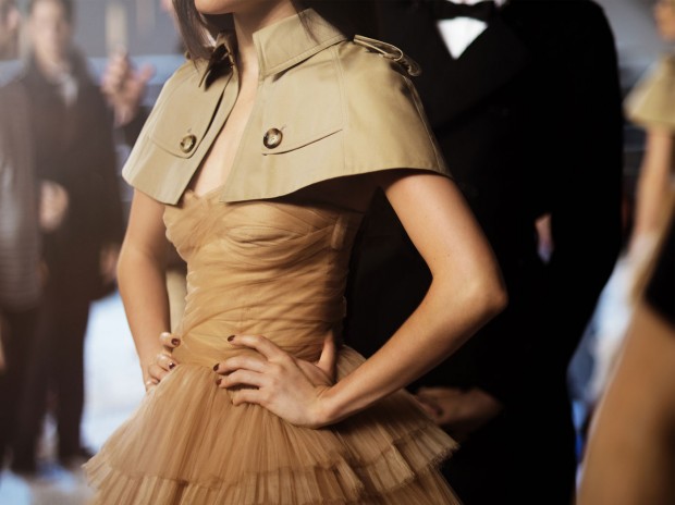 BURBERRY-FESTIVE-2014-(20)