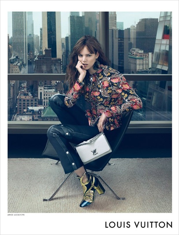 Louis Vuitton Advertising Campaign for Spring / Summer 2012