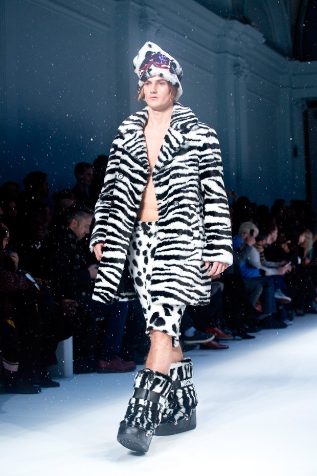 MoschinoFW15-18