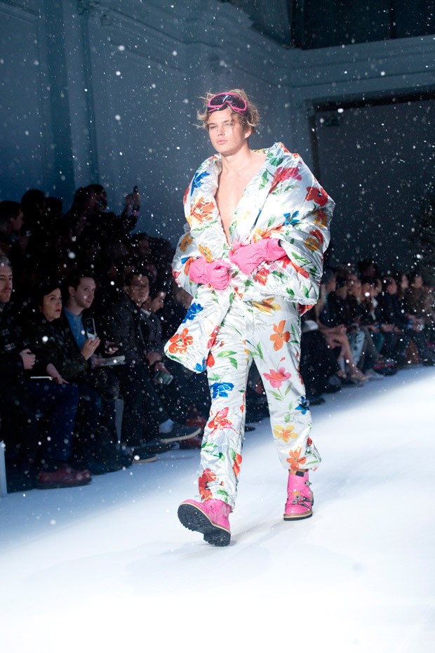 MoschinoFW15-38