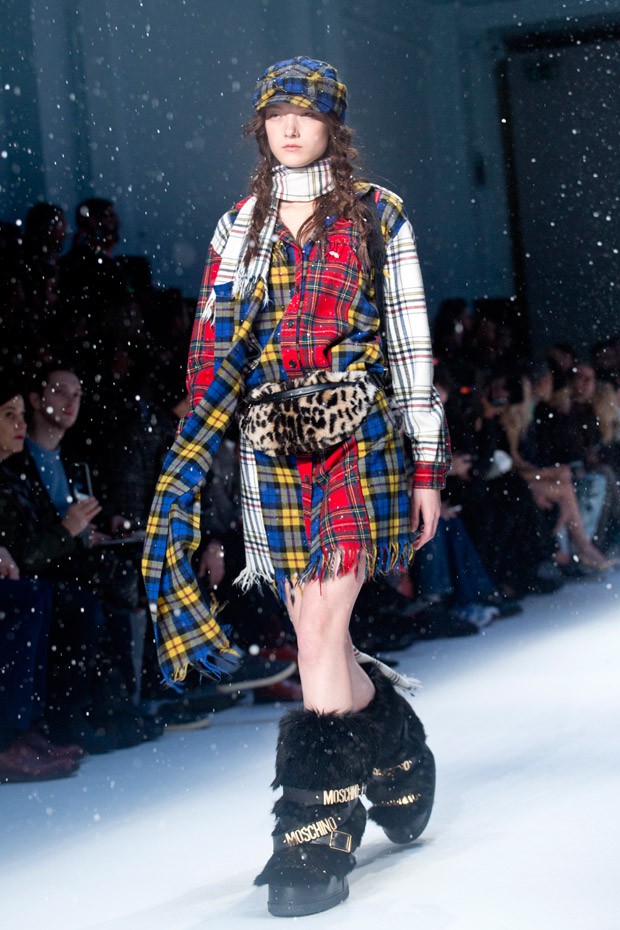 MoschinoFW15-52