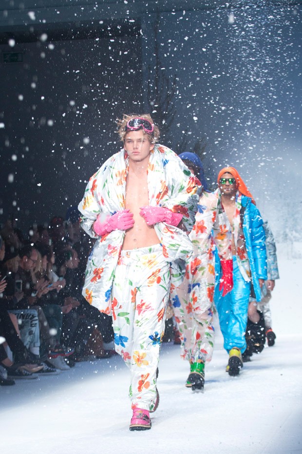 MoschinoFW15-69