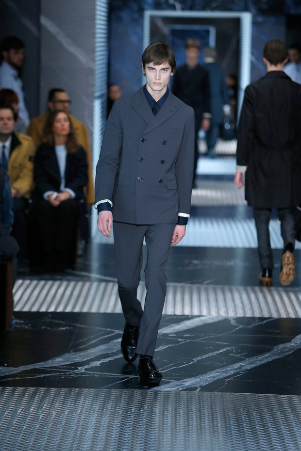 PradaFW15-09