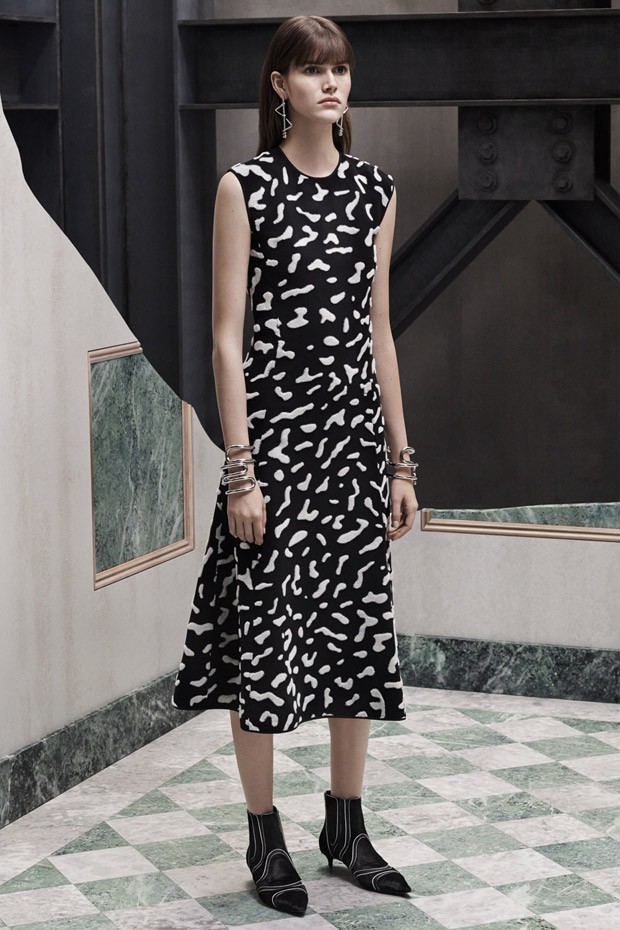 BalenciagaWomenswear