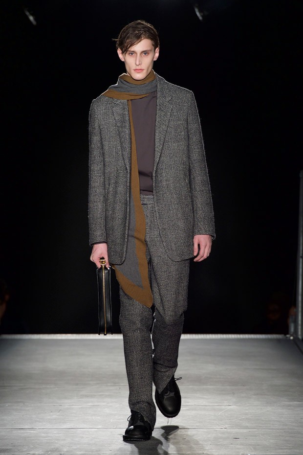 WooyoungmiFW15-44