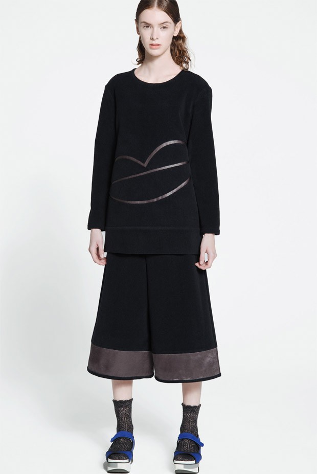 AcephalaDontKissMe 13