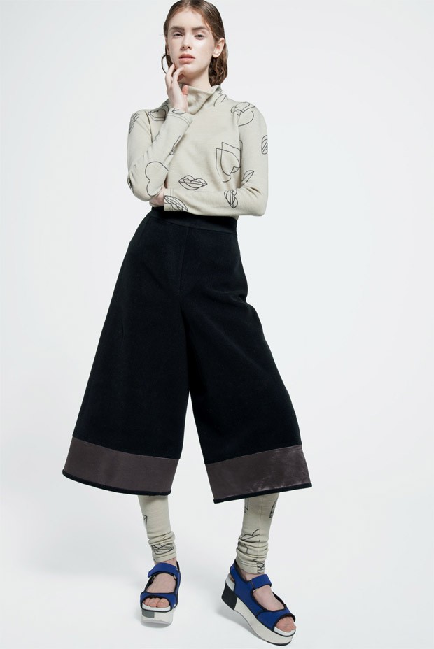 AcephalaDontKissMe 14