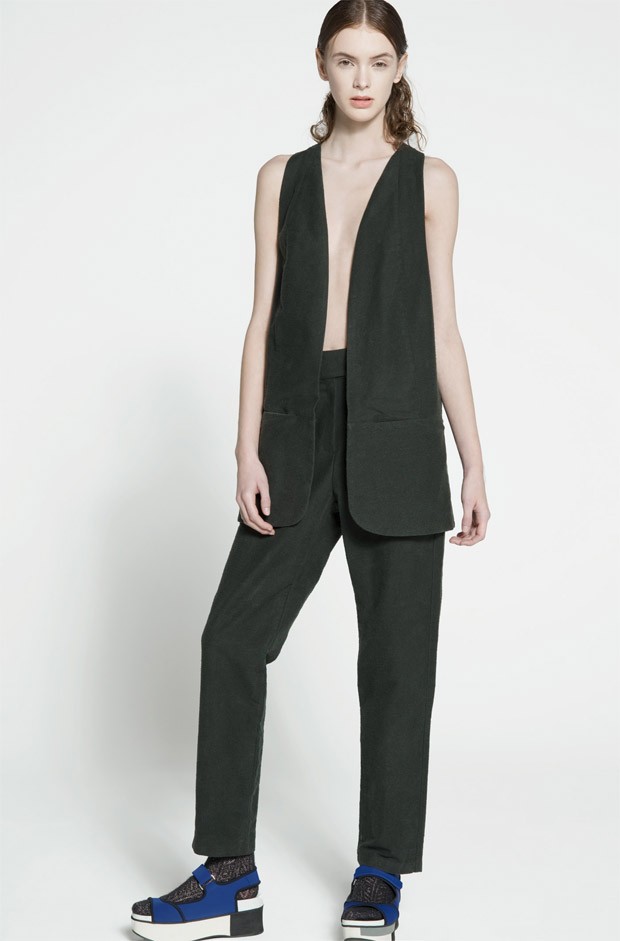 AcephalaDontKissMe 20