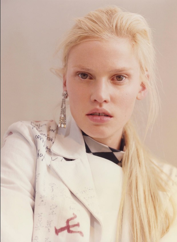 LaraStone