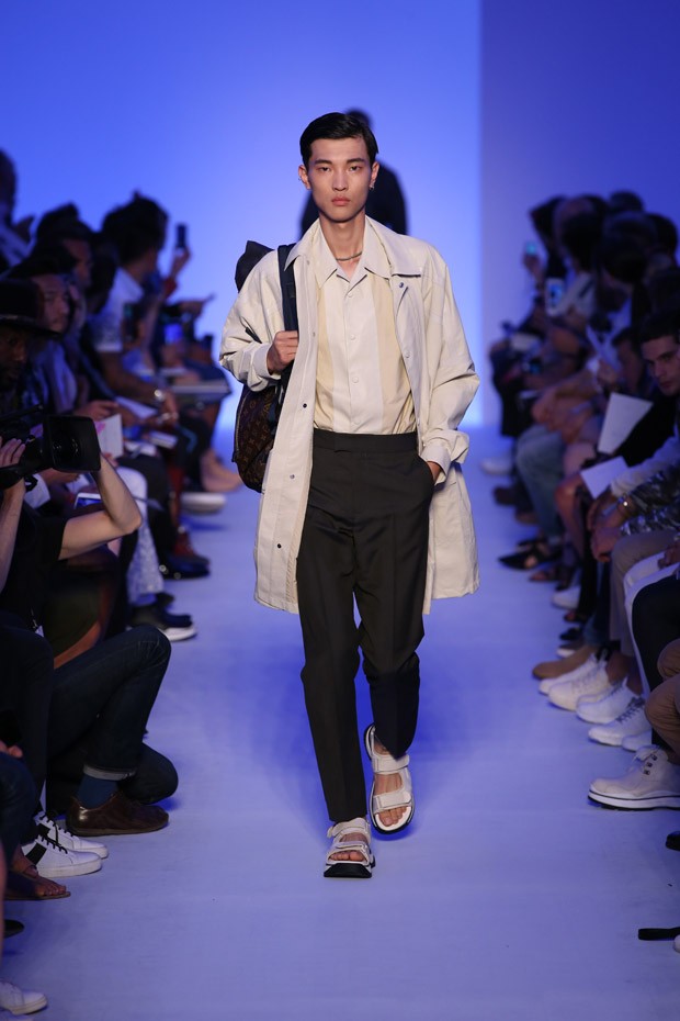 Louis Vuitton Spring 2016 Menswear Fashion Show