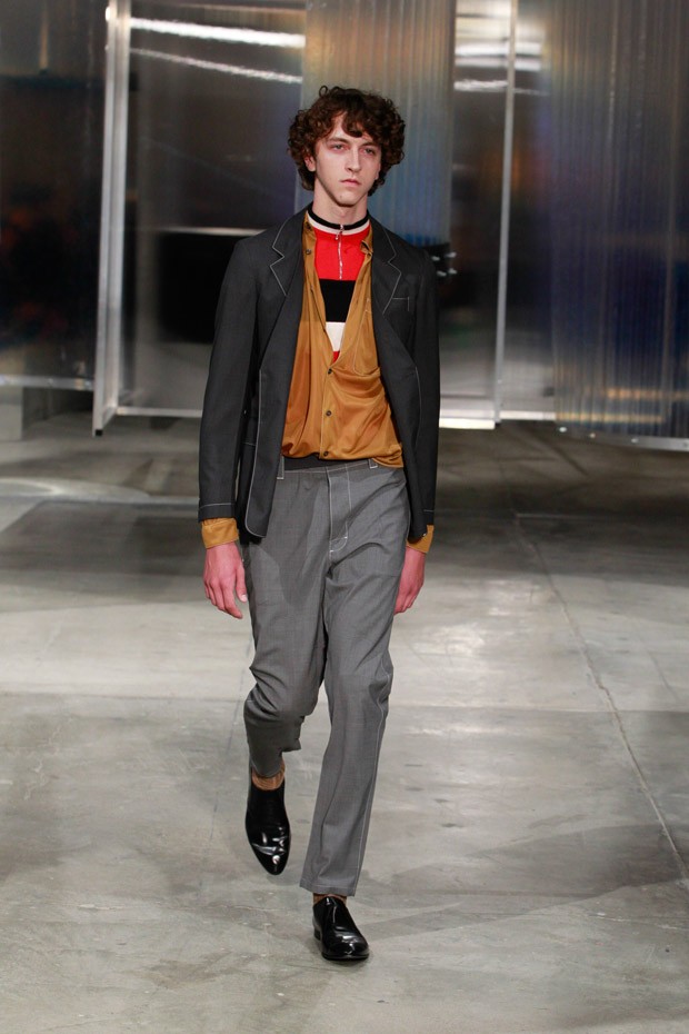 maximaliseren namens Mantsjoerije MFW Prada Spring Summer 2016 Menswear Collection